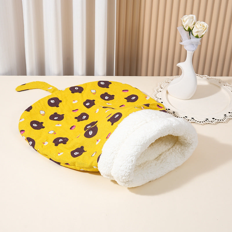 Cozy Pet Nest for Cats and Dogs - Plush & Machine Washable, Perfect for Your Pet's Comfort and Warmth