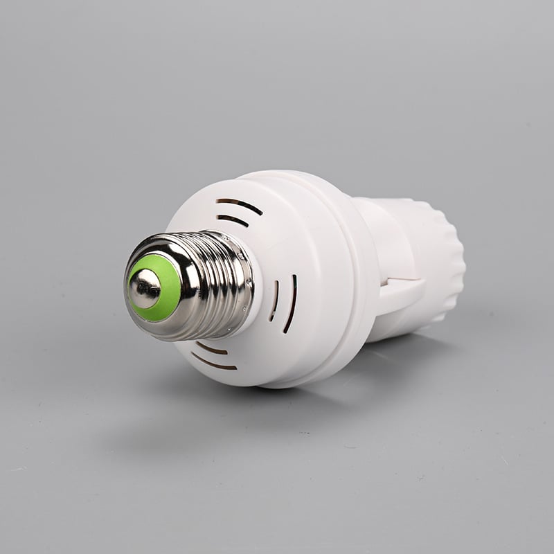 Light Up Dark Corners Instantly! E27 Motion Sensor Bulb Socket