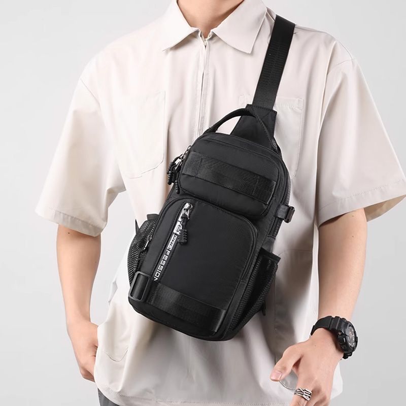 Men's Waterproof Oxford Chest Bag – Multi-Compartment & Adjustable Strap
