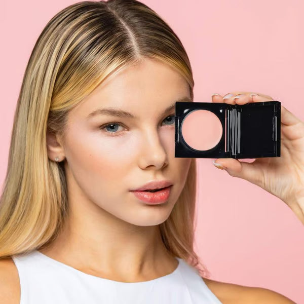 Limited-Time Offer⏰️Under-Eye Brightener Cream – Dark Circle Correction & Fine Line Smoothing