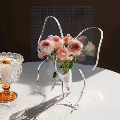Display Flowers Artfully Instantly! Transparent Butterfly Vase