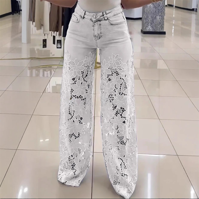 🌸🔥 Lace Spliced Jeans