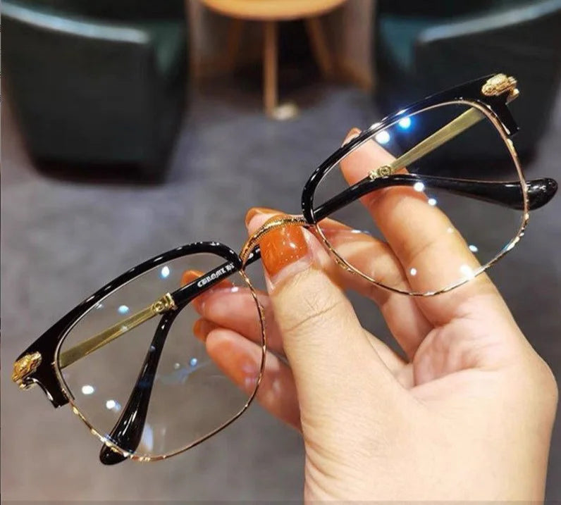 Titanium Blue Light Reading Glasses – Ultra-Light & Crystal-Clear