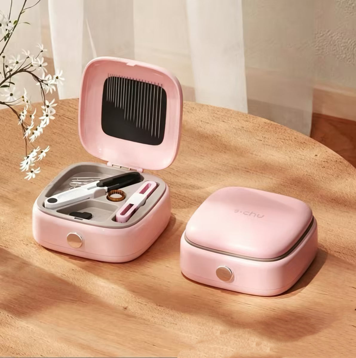 Repair Rips & Buttons Instantly! Portable Magnetic Sewing Kit