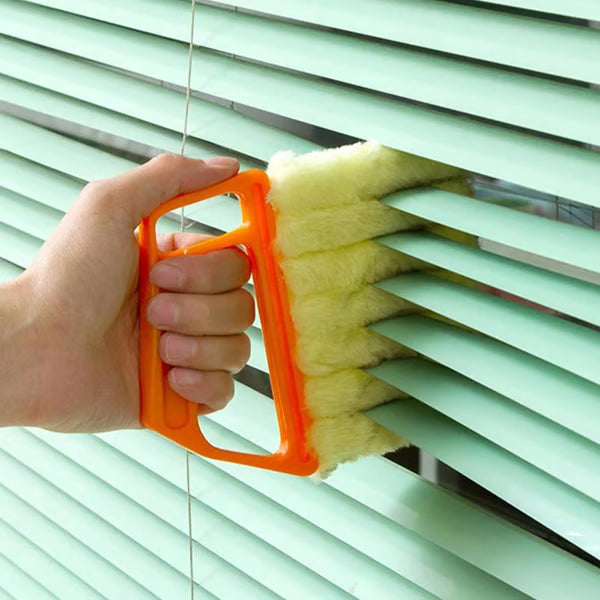 Clean Blinds Instantly! 7-Finger Blind Cleaning Brush