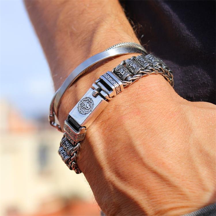 🔥Six Character Truth-Prayer Wheel Bracelet