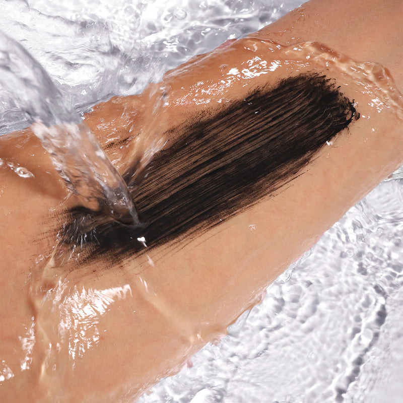 Waterproof Volumizing Mascara – Clump-Free, All-Day Wear