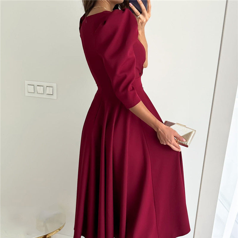 🌸Spring Specials💐 Women's V-Neck Pleated Waist-slimming Midi Dress - Flattering & Versatile for Every Spring Occasion