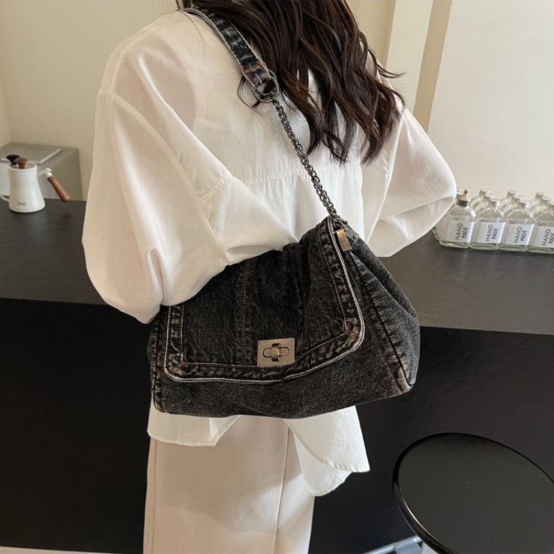 🔥 50% OFF! ⏰Retro Large Capacity Chain Strap Shoulder Bag