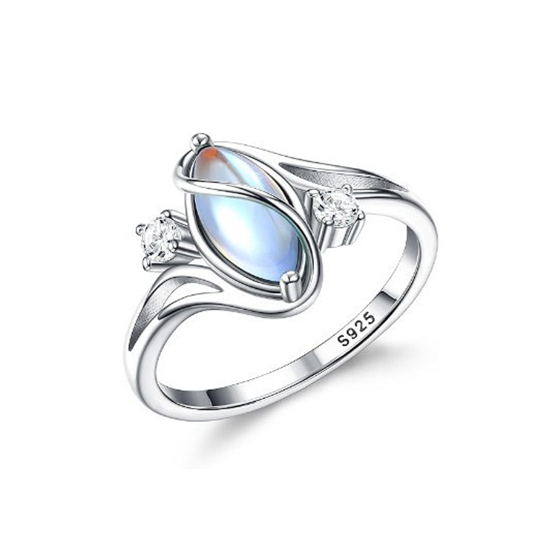 ⏳Time-Limited Special⏰Modern Oval Band – Zirconia accents & sleek finish 💍