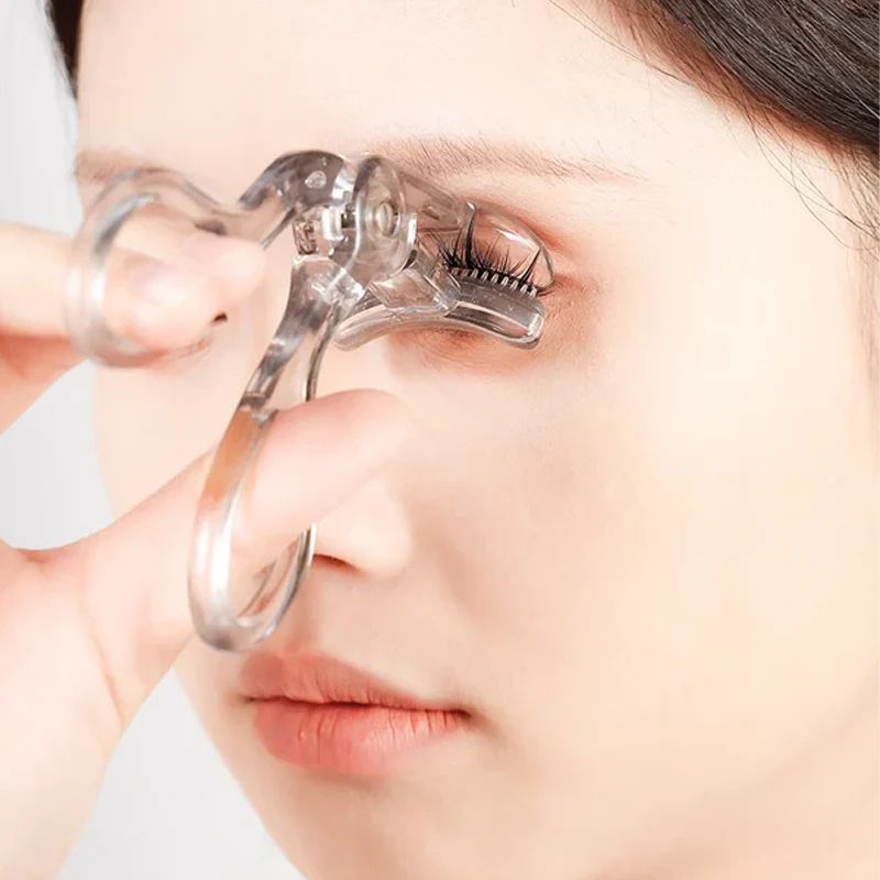 Wide-Angle Eyelash Curler – Long-Lasting Curl, Durable & Safe
