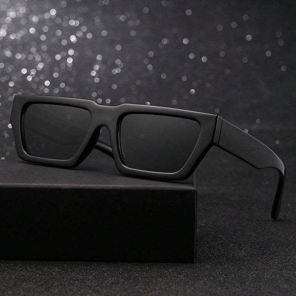 Italian-Design Polarized Sunglasses – UV 400 & Spring Hinges