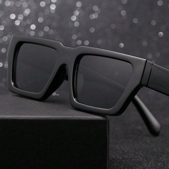 Italian-Design Polarized Sunglasses – UV 400 & Spring Hinges