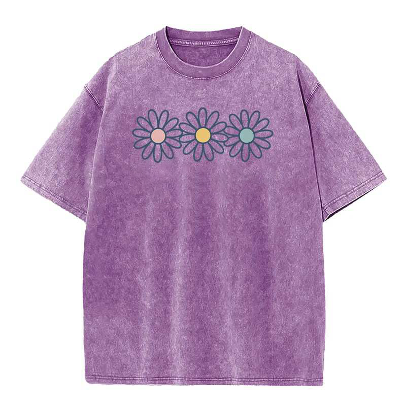 Vintage Washed Graphic Tee – Oversized & Breathable Fit