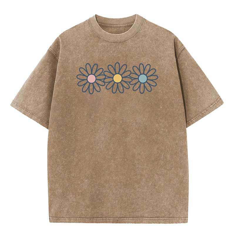 Vintage Washed Graphic Tee – Oversized & Breathable Fit