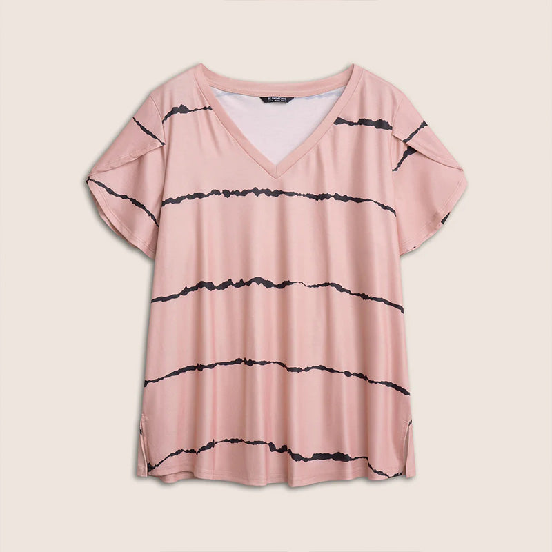 Plus-Size Striped V-Neck Tee – Waist-Cinching & Breathable Fit