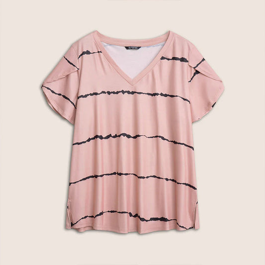 Plus-Size Striped V-Neck Tee – Waist-Cinching & Breathable Fit