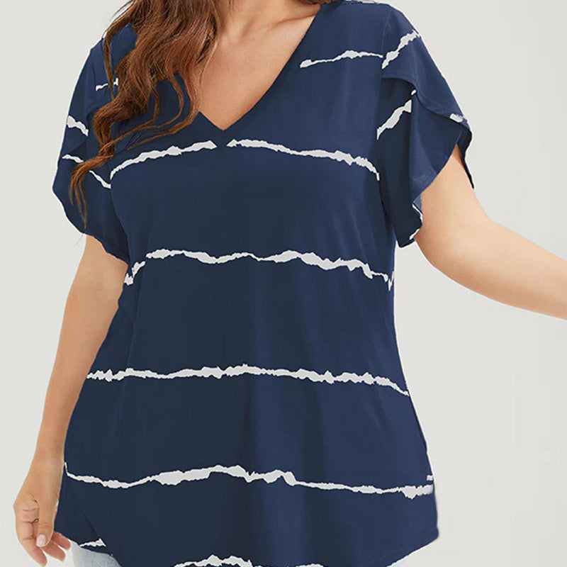 Plus-Size Striped V-Neck Tee – Waist-Cinching & Breathable Fit