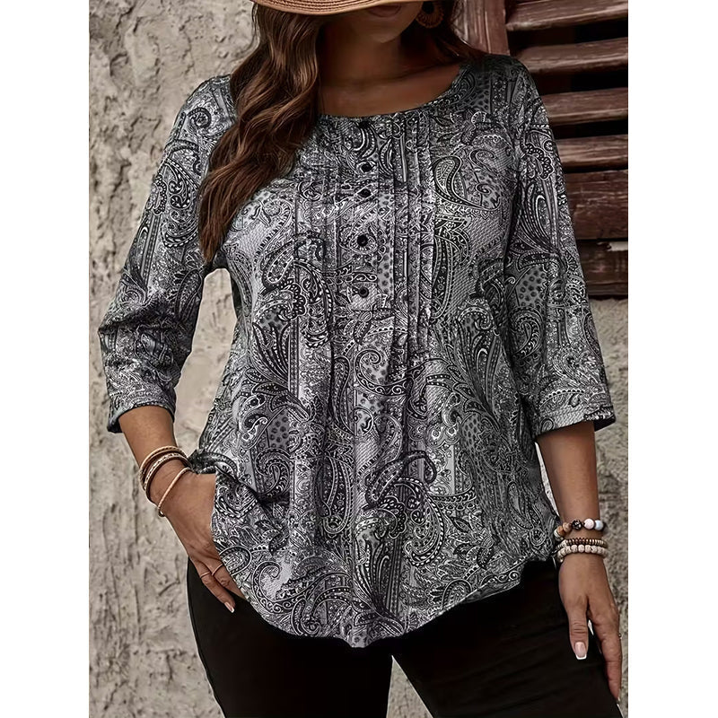 Plus-Size Paisley Blouse – Loose Fit & Curved Hem Design