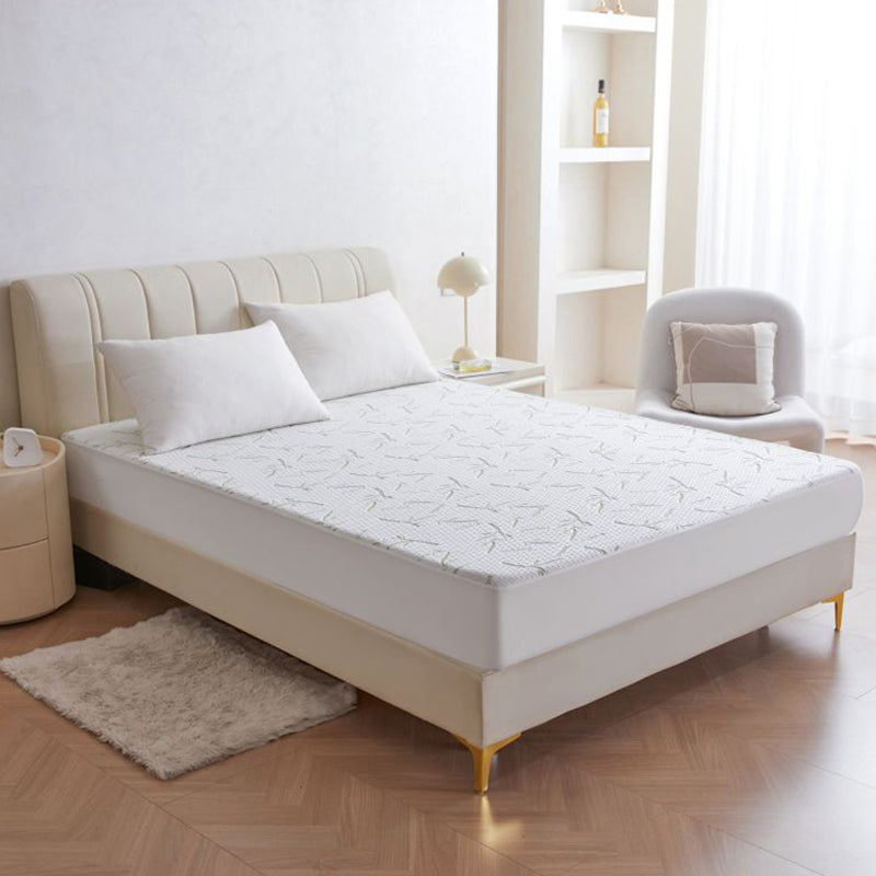 Sleep Dry Instantly! Bamboo Fiber Waterproof Mattress Protector