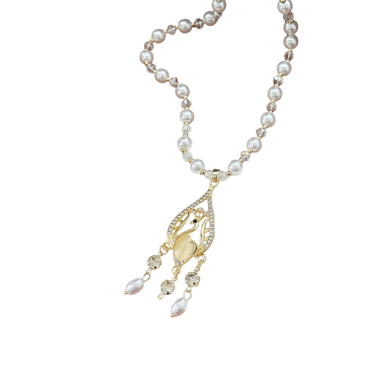 Elegant Peacock Pendant Faux Pearl Necklace