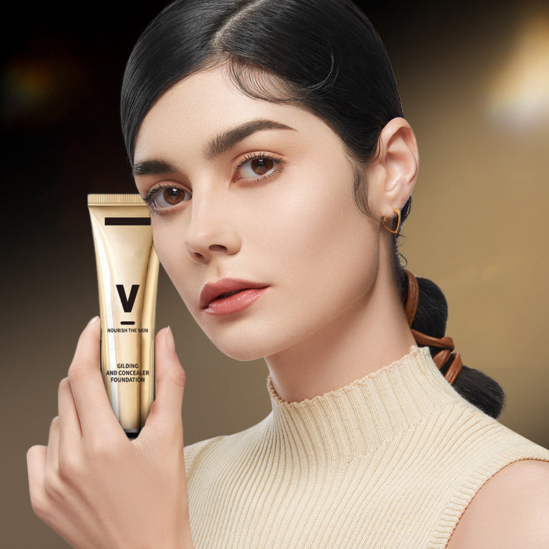 Glow Instantly! No-Cake Hydrating Glitter Foundation