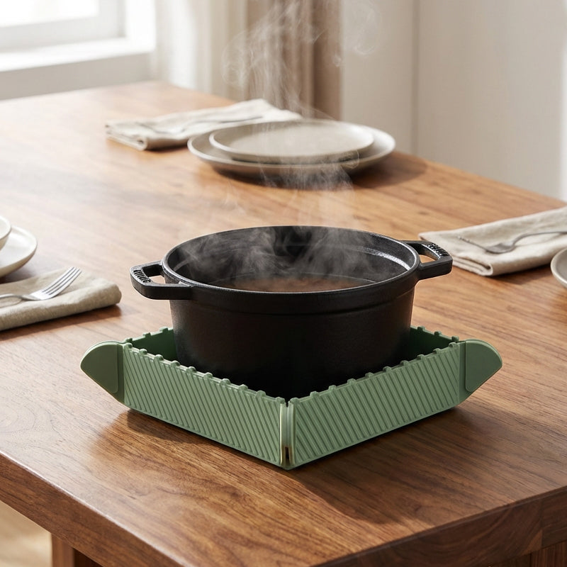 Protect Counters Instantly! Magnetic Foldable Silicone Trivet