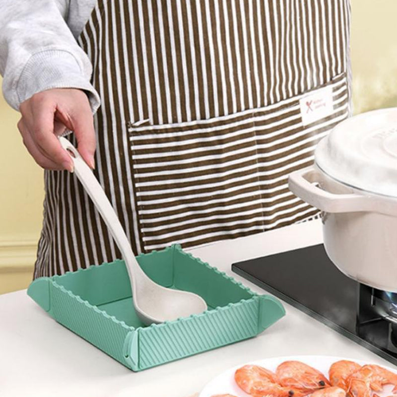 Protect Counters Instantly! Magnetic Foldable Silicone Trivet