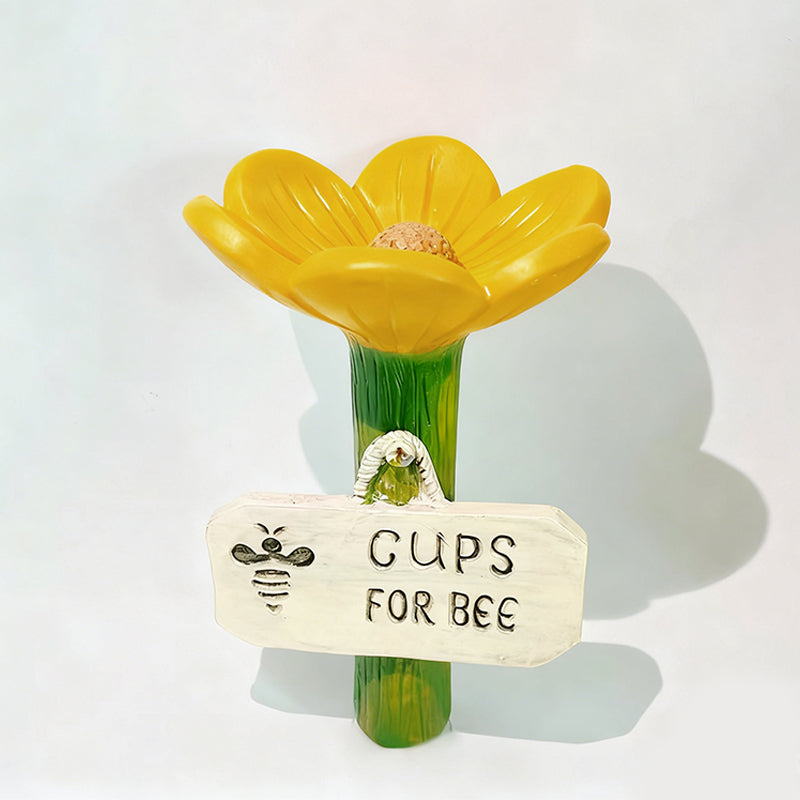 Hydrate Bees Instantly! Flower-Shaped Pollinator Waterer Stake